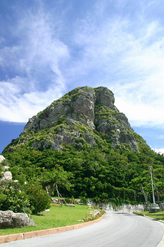 伊江島城山（伊江島）の写真